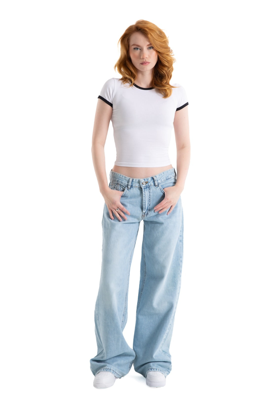D02: Wide Straight jeans - Women
